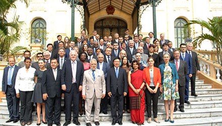 Вьетнам играет всё более важную роль в обеспечении мира и стабильности во всём мире